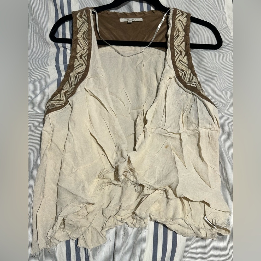 Miss Me fashion vest| size L